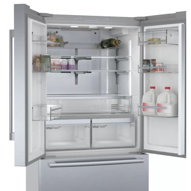 Bosch KFF96PIEP 183 x 91 x 71 FDBM French Door style, pullout bottom freezer drawer, plumbed for ice