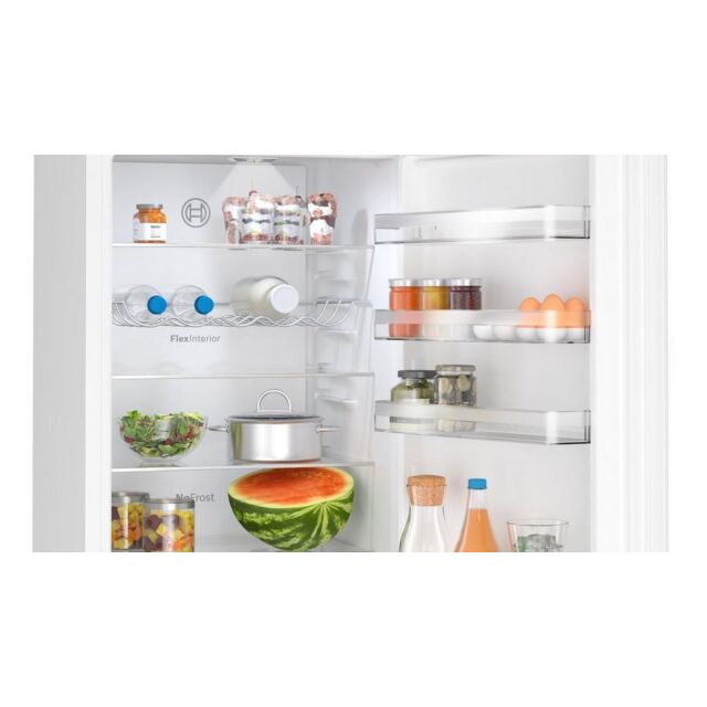 Bosch KGN392WDFG Series 4,  203x60 NoFrost fridge freezer, VitaFresh, Chiller drawer, Top + side LED light - White