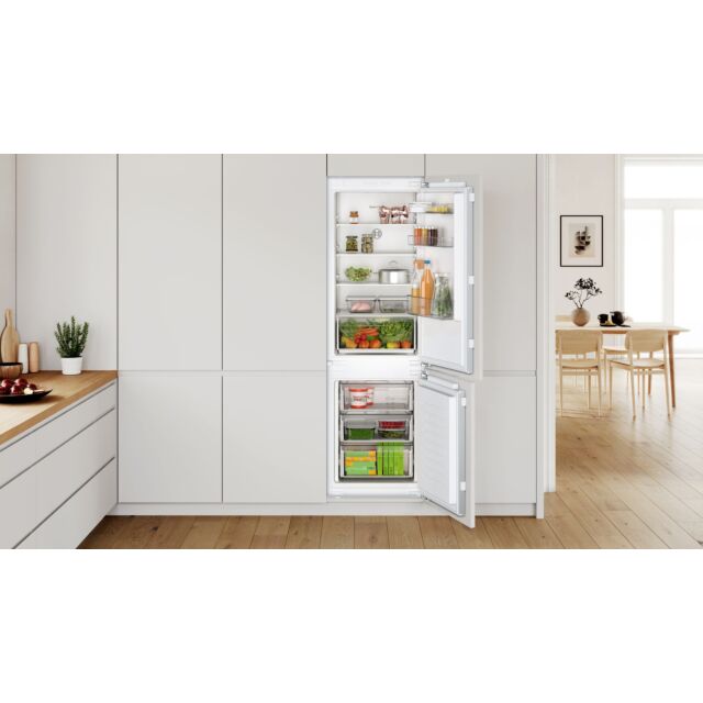 Bosch KIN86NFE0G Series 2, Built-in fridge-freezer with freezer at bottom, 177.2 x 54.1 cm, fixed hinge - White 