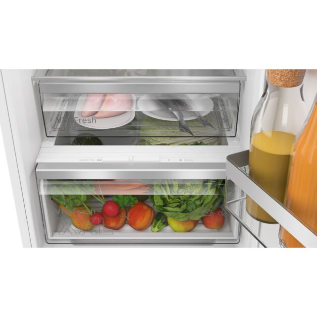Bosch KIN86VSE0G Series 4, Built-in fridge-freezer with freezer at bottom, 177.2 x 54.1 cm, sliding hinge