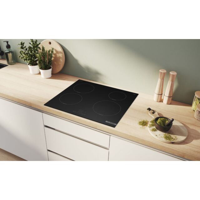 Bosch PIE61ABB5E 60cm Induction Hob, Touch Control, 4 Zones, 17 power levels, timers, PowerBoost all