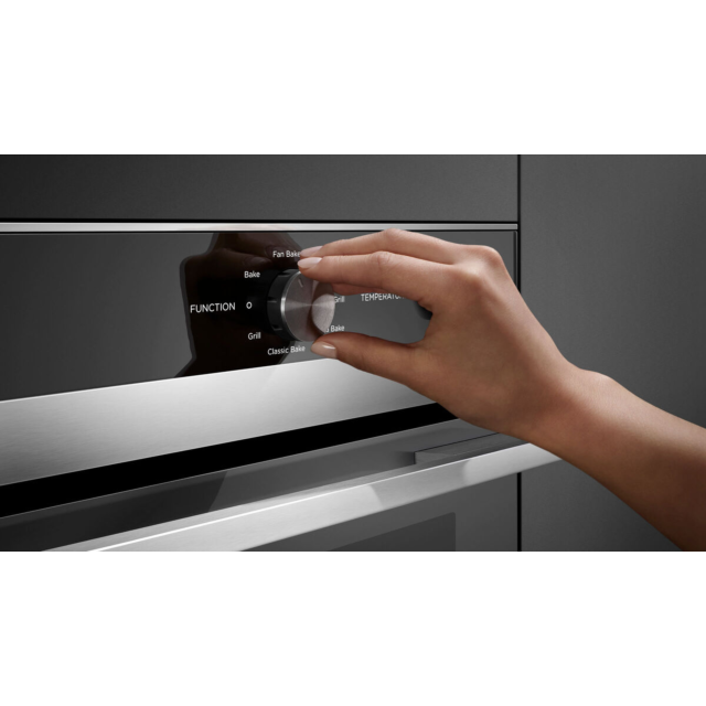 Fisher + Paykel OB60SC7CEX3 Built In Electric Single Oven - Black / Stai