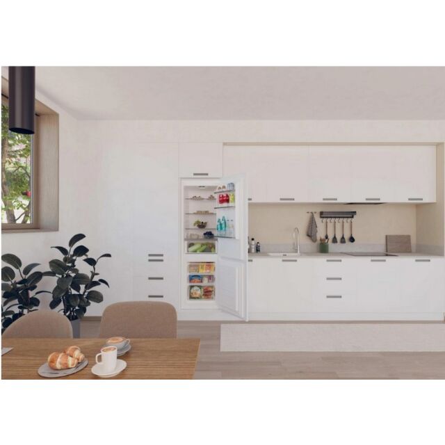 Hoover HOBBML18EK 54Cm 70/30 Built In Fridge Freezer - White
