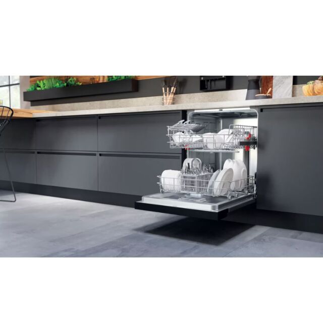 Hotpoint H3BL626BUK Semi Intergrated Dishwasher