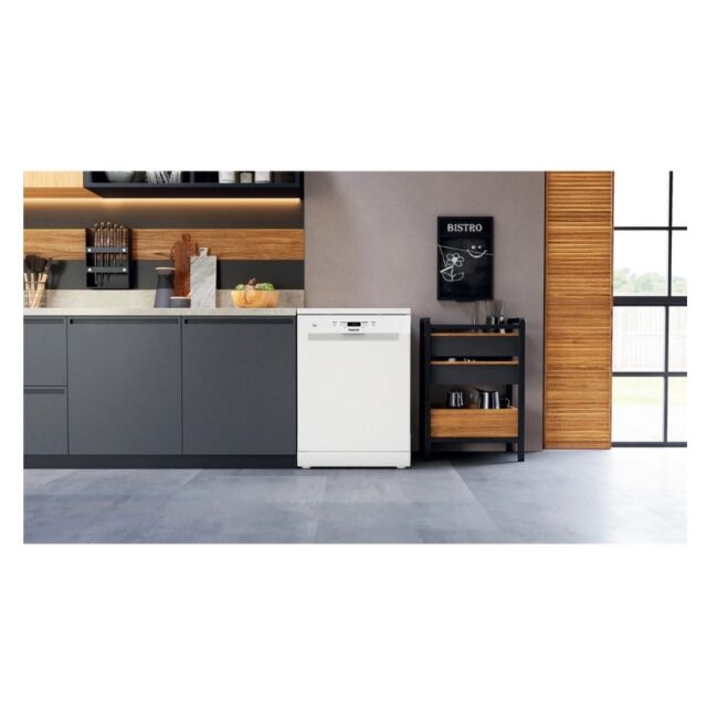 Hotpoint HP2FFC14BN6WUK Dishwasher With Activedry - White - 14 Place Settings