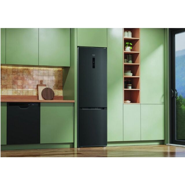 Hotpoint HPK26413XR6UKE Hpk26413xr6uke 59.5Cm 70/30 Fridge Freezer - Black Steel