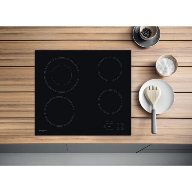 Hotpoint HR612CH 58Cm Ceramic Hob - Black