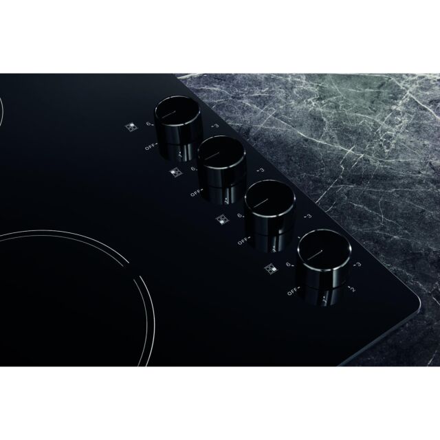 Hotpoint HR620RH Hr620rh 58Cm Ceramic Hob - Black