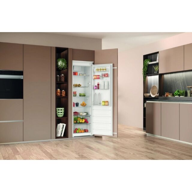 Hotpoint HTSD18A011A1 54Cm Integrated Tall Fridge With Freezer Compartment - Stainless Steel