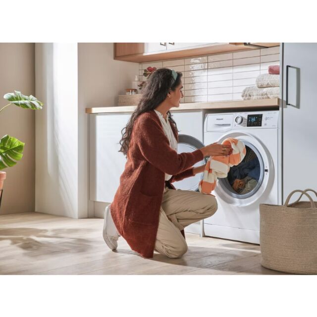 Hotpoint NDB11724WUK Washer Dryer 11Kg Wash 7Kg Dry