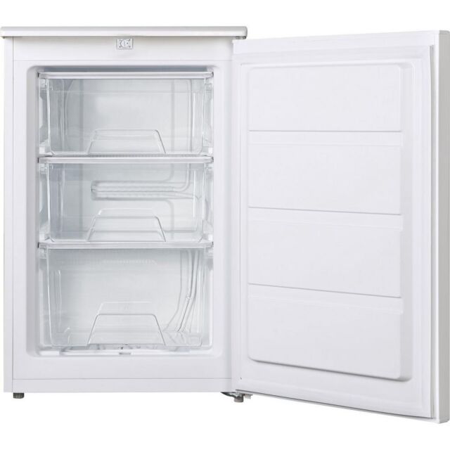 Lec U5517W Free Standing Freezer in White