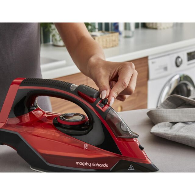 Morphy Richards 303250 Easycharge Cordless Steam Iron - Red
