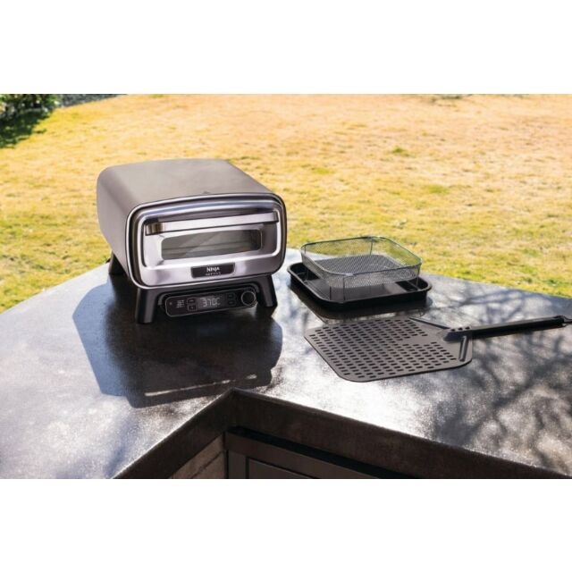 Ninja MO201UK Electric Outdoor Pizza Oven & Air Fryer