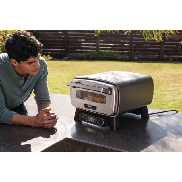 Ninja MO201UK Electric Outdoor Pizza Oven & Air Fryer