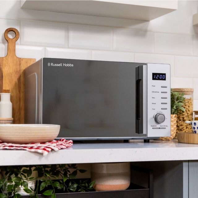 Russell Hobbs RHM2348S 23 Litres Solo Microwave - Silver