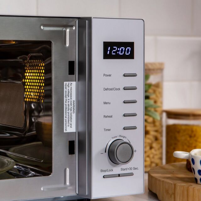 Russell Hobbs RHM2348S 23 Litres Solo Microwave - Silver