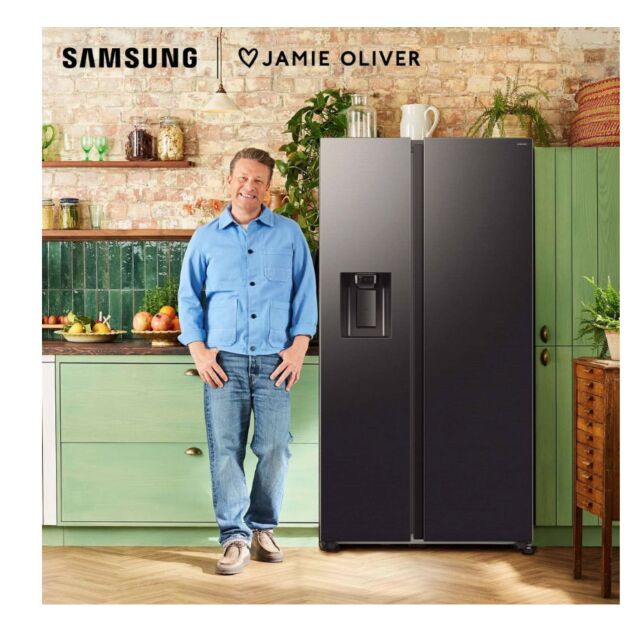 Samsung RS70F64KEFEU 91Cm Side By Side American Fridge Freezer - Black