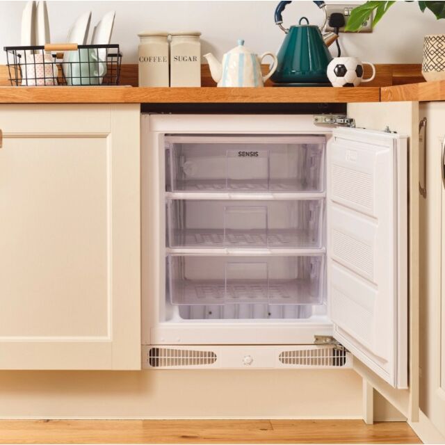 Sensis RFUCBI01Z54EW 59.5Cm Integrated Static Undercounter Freezer - White