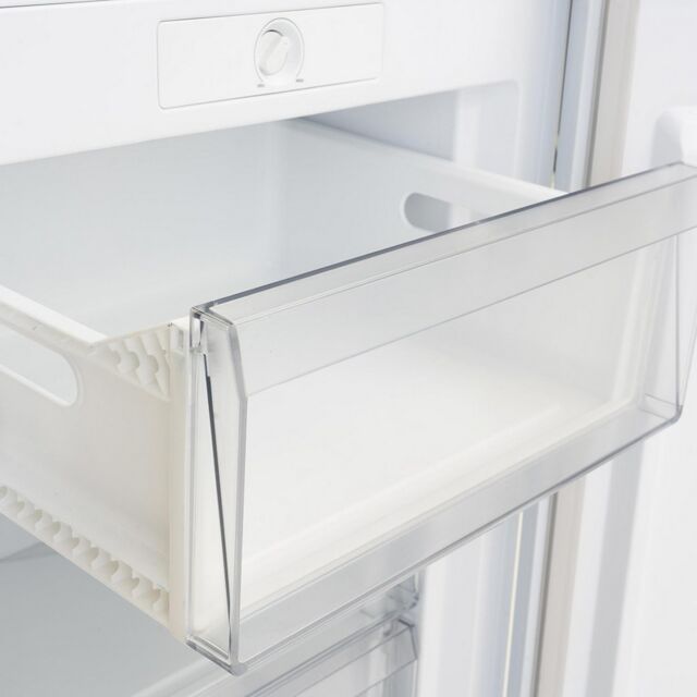 Sensis RFUCF01Z54EW 54.8cm Undercounter Freezer - White