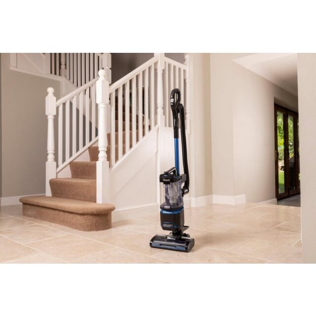Shark NV602UK Shark® Lift-Away™ Upright Vacuum Cleaner Nv602uk