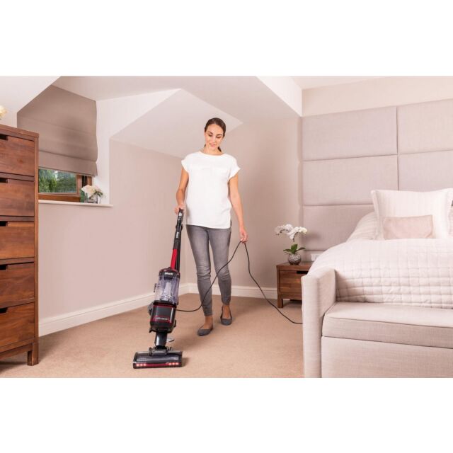 Shark NV602UKT Shark® Lift-Away™ Upright Vacuum Cleaner. Pet Model Nv602ukt