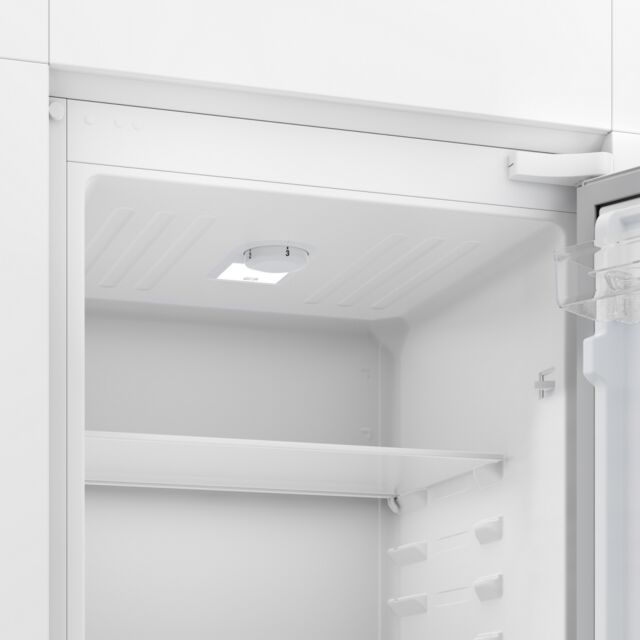 Zenith ZICSD355 Integrated Static Fridge Freezer